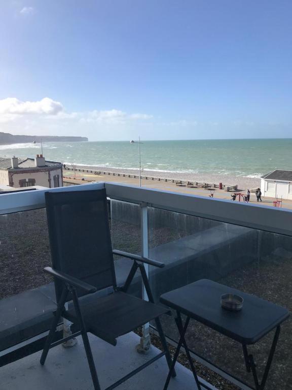 Idéal famille et couple , vue mer residence calme Fécamp Extérieur photo