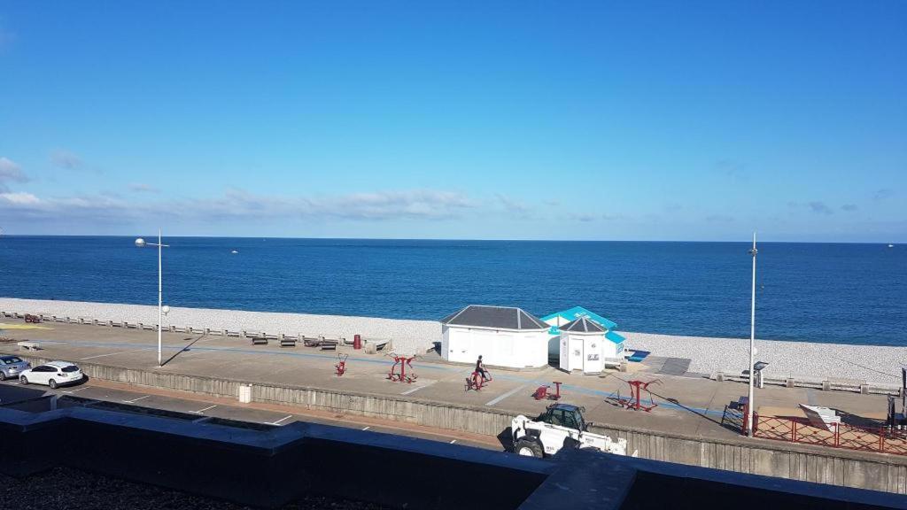 Idéal famille et couple , vue mer residence calme Fécamp Extérieur photo